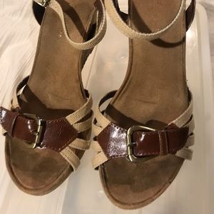 Aerosoles brand wedge sandal, size 6.5